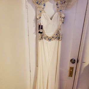 Prom/wedding dress